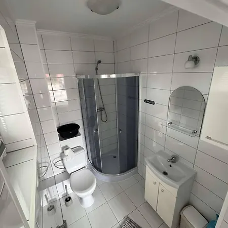 ホームステイ Goscinne U Sylwii ヤロスワビエツ